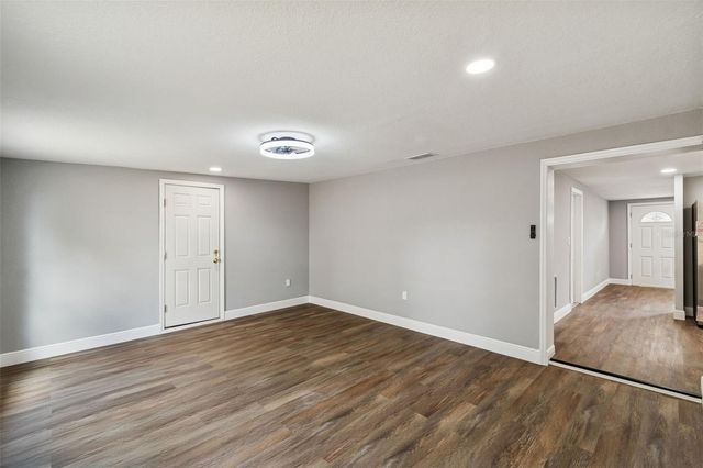 6027 9TH AVENUE, New Port Richey, FL 34653