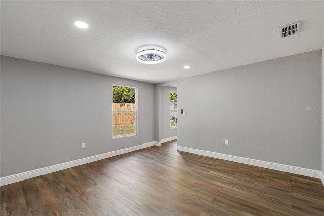 6027 9TH AVENUE, New Port Richey, FL 34653