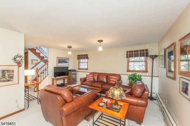 103 Cedar Rd, Ringwood Boro, NJ 07456