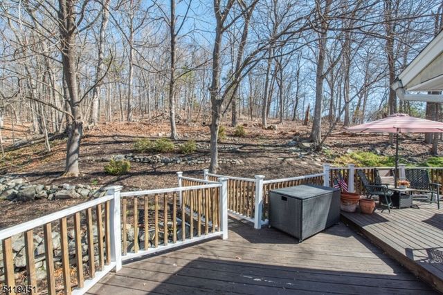 103 Cedar Rd, Ringwood Boro, NJ 07456