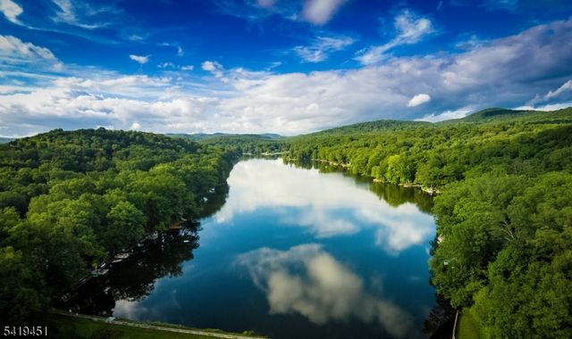 103 Cedar Rd, Ringwood Boro, NJ 07456