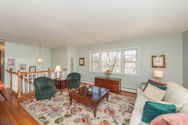 103 Cedar Rd, Ringwood Boro, NJ 07456