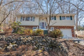 103 Cedar Rd, Ringwood Boro, NJ 07456