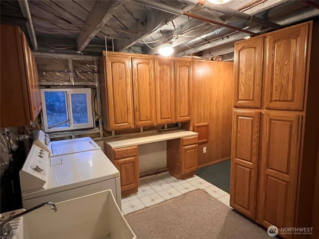 1612 N 50th Street, Seattle, WA 98103