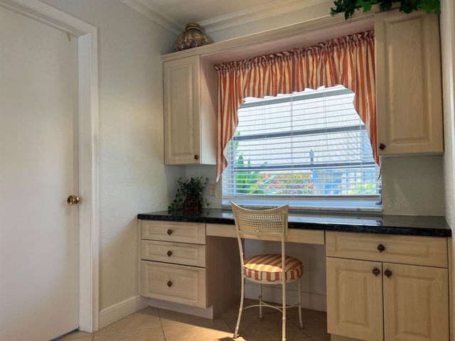 3920 NE 27TH Avenue, Lighthouse Point, FL 33064