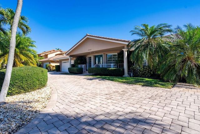 3920 NE 27TH Avenue, Lighthouse Point, FL 33064
