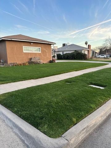 2936 N Spalding Avenue, Fresno, CA 93703