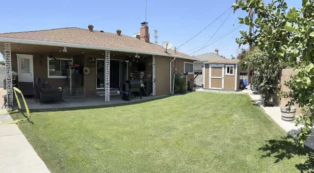 2936 N Spalding Avenue, Fresno, CA 93703