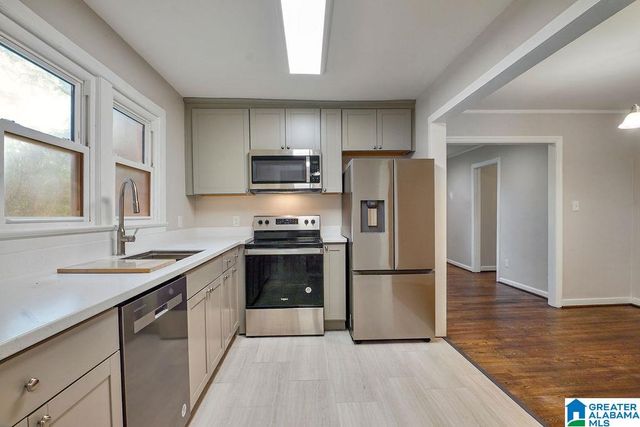 3961 BEARDEN DRIVE, Vestavia Hills, AL 35243