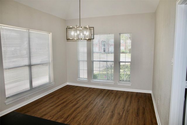 3410 Farnham Circle, Pearland, TX 77584