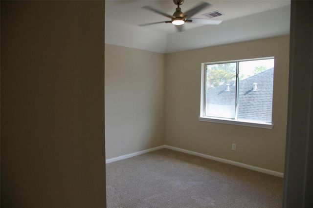 3410 Farnham Circle, Pearland, TX 77584