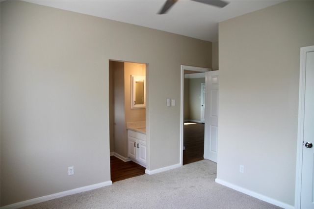 3410 Farnham Circle, Pearland, TX 77584