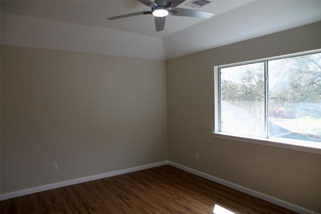 3410 Farnham Circle, Pearland, TX 77584