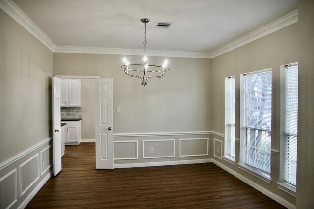 3410 Farnham Circle, Pearland, TX 77584