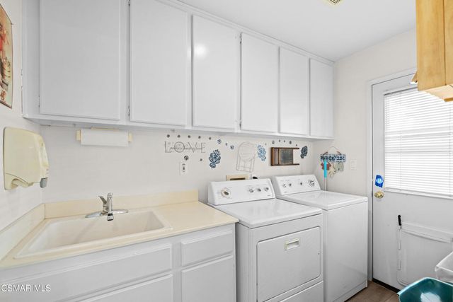 2339 Dusan Street, Simi Valley, CA 93065