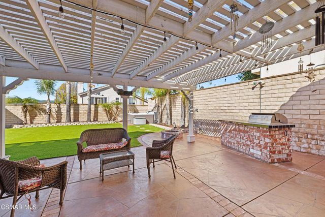 2339 Dusan Street, Simi Valley, CA 93065