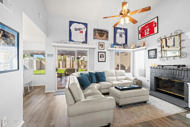 2339 Dusan Street, Simi Valley, CA 93065