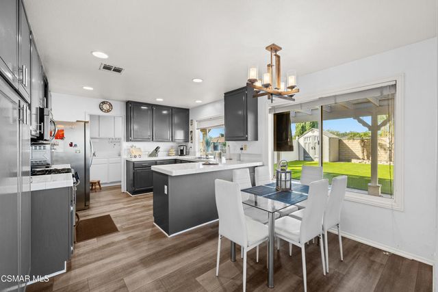 2339 Dusan Street, Simi Valley, CA 93065