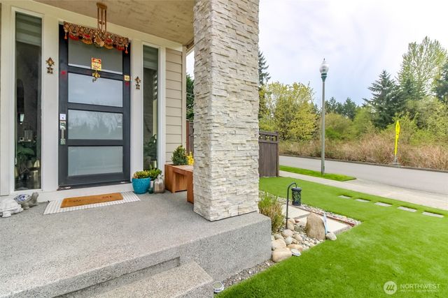 27830 107th Place SE, Kent, WA 98030