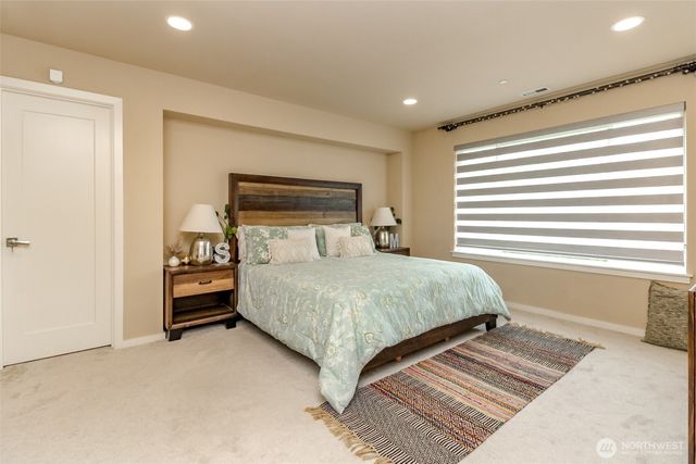 27830 107th Place SE, Kent, WA 98030