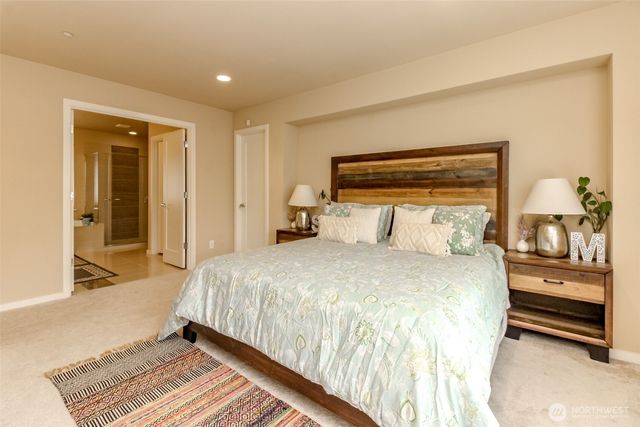 27830 107th Place SE, Kent, WA 98030