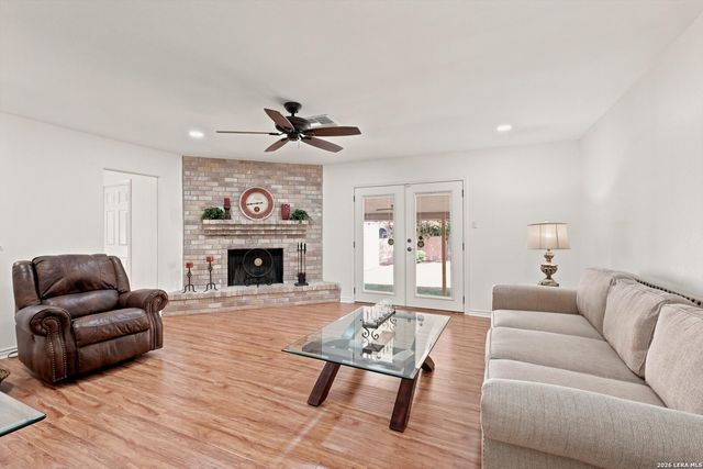 2414 WILDERNESS HL, San Antonio, TX 78231