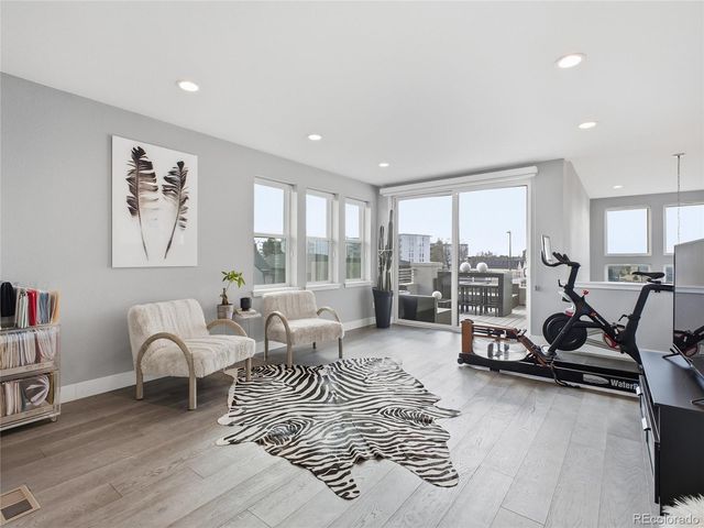 46 S Oneida Street, Denver, CO 80230