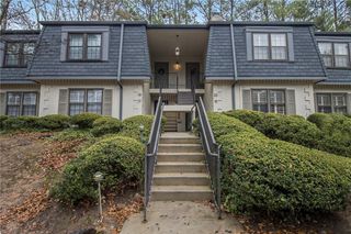 18 Glenald Way NW, Atlanta, GA 30327