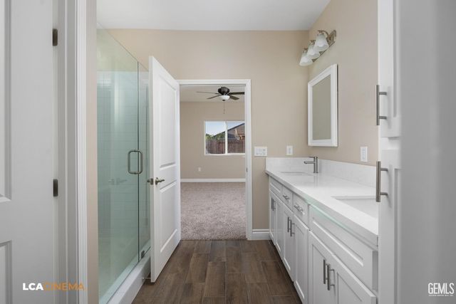 716 Sammy Way, Shafter, CA 93263