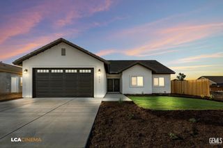 716 Sammy Way, Shafter, CA 93263