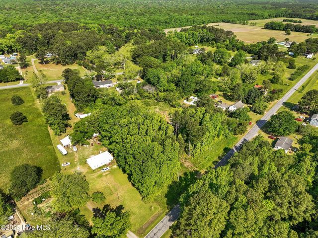 170 Caroon Road, Poplar Branch, NC 27965