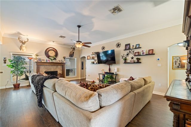 2602 Retta Dr, Corpus Christi, TX 78418