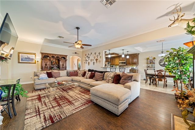 2602 Retta Dr, Corpus Christi, TX 78418