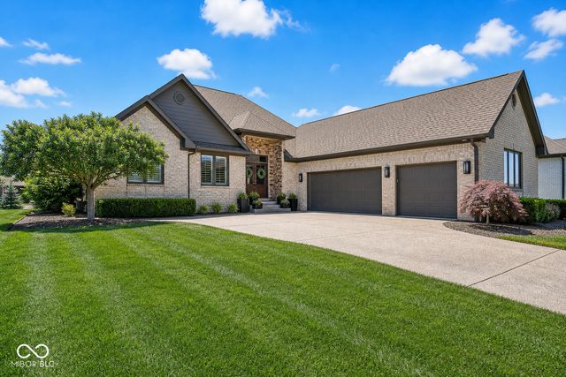 1772 Calvert Farms Drive, Greenwood, IN 46143