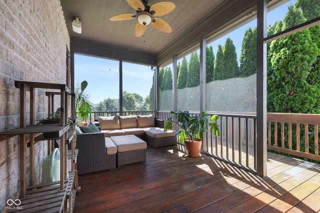 1772 Calvert Farms Drive, Greenwood, IN 46143