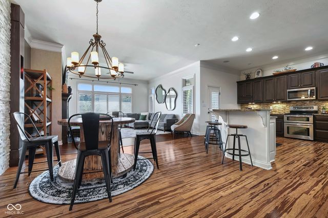 1772 Calvert Farms Drive, Greenwood, IN 46143