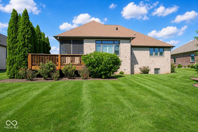 1772 Calvert Farms Drive, Greenwood, IN 46143