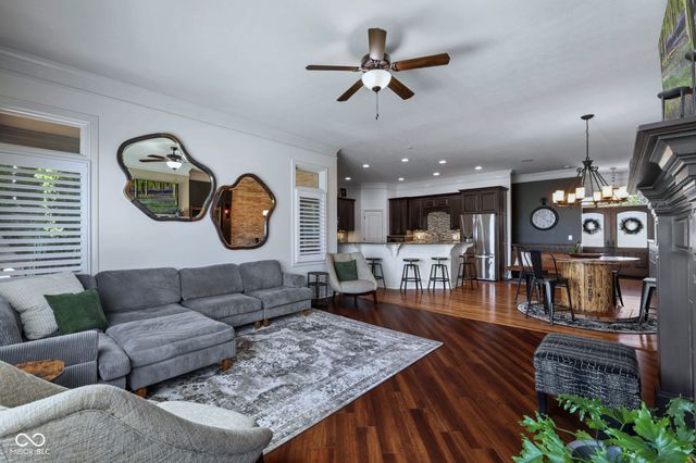 1772 Calvert Farms Drive, Greenwood, IN 46143