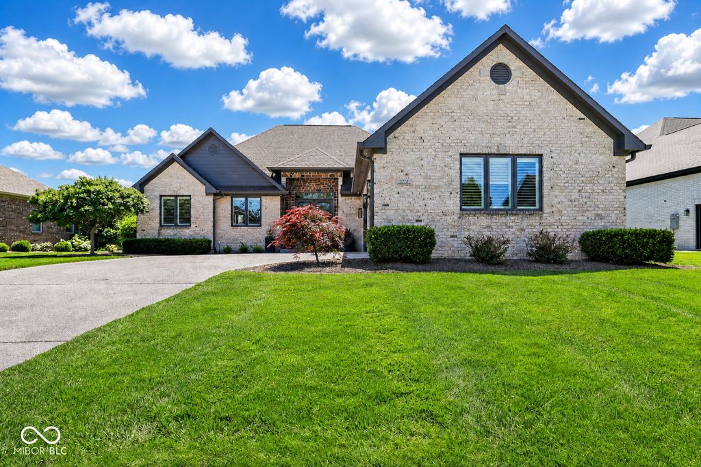 1772 Calvert Farms Drive, Greenwood, IN 46143