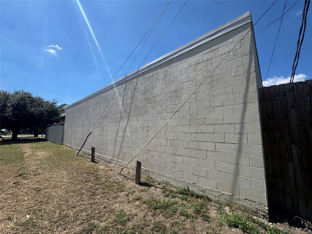5115 Stanley Keller Road, Haltom City, TX 76117