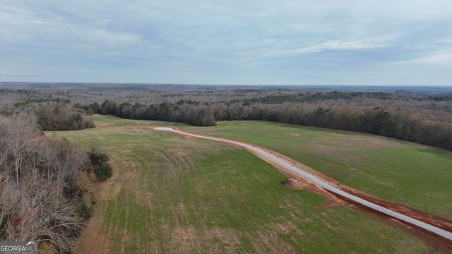 1 Far A Way Road, Elberton, GA 30635