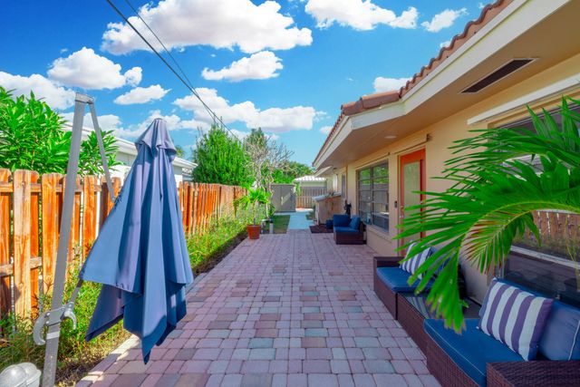 815 South Road, Boynton Beach, FL 33435