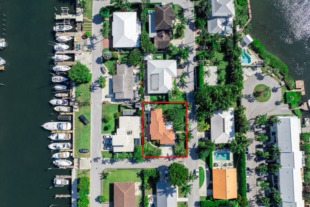 815 South Road, Boynton Beach, FL 33435