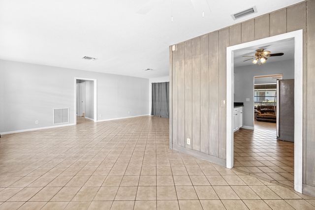 815 South Road, Boynton Beach, FL 33435