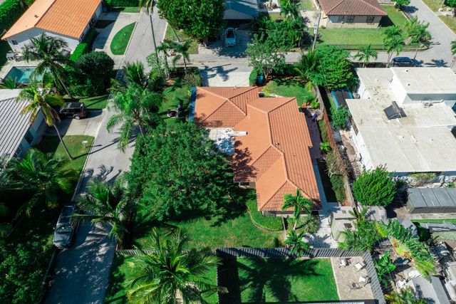 815 South Road, Boynton Beach, FL 33435