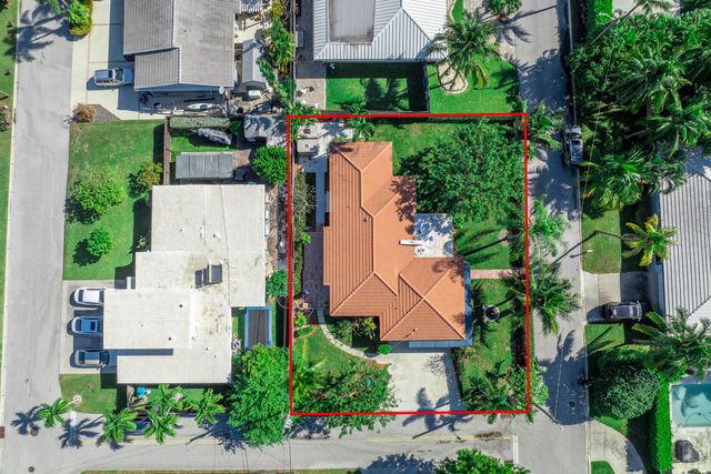 815 South Road, Boynton Beach, FL 33435