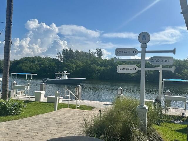 815 South Road, Boynton Beach, FL 33435