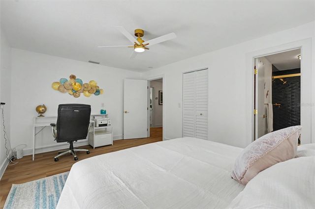 1927 SHORE ACRES BOULEVARD NE, St Petersburg, FL 33703