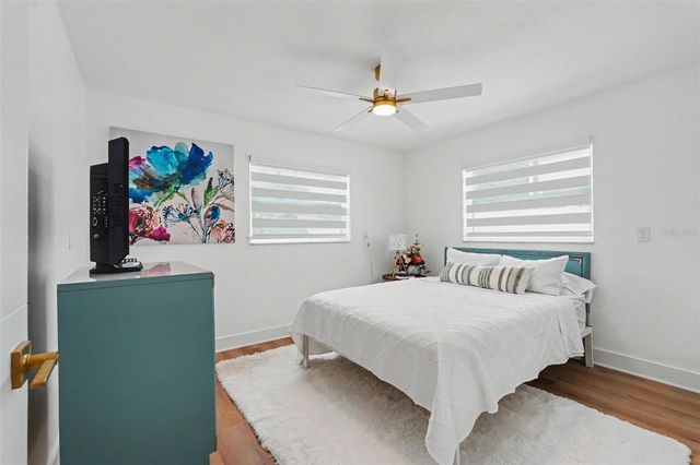 1927 SHORE ACRES BOULEVARD NE, St Petersburg, FL 33703