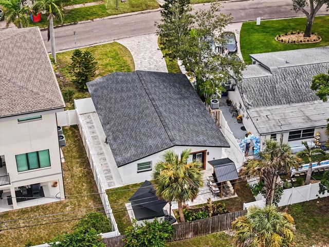 1927 SHORE ACRES BOULEVARD NE, St Petersburg, FL 33703